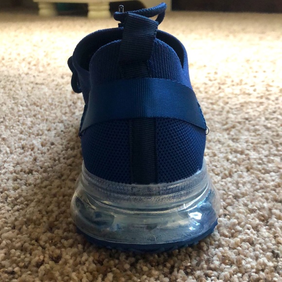 Running Shoes - Picture 3 of 5